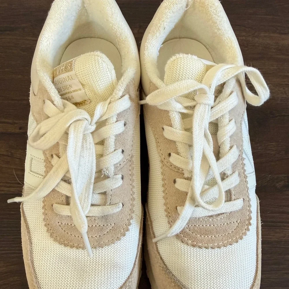 Vintage Havana VH Est 1954 Women's Cosmic 12 White Pebbled Taupe Sneakers Size 7